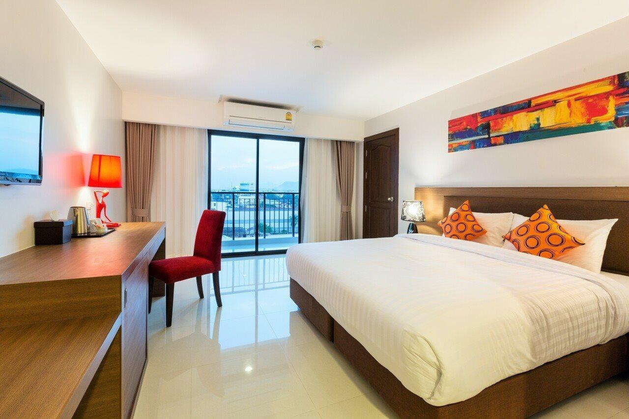 Deluxe King Room