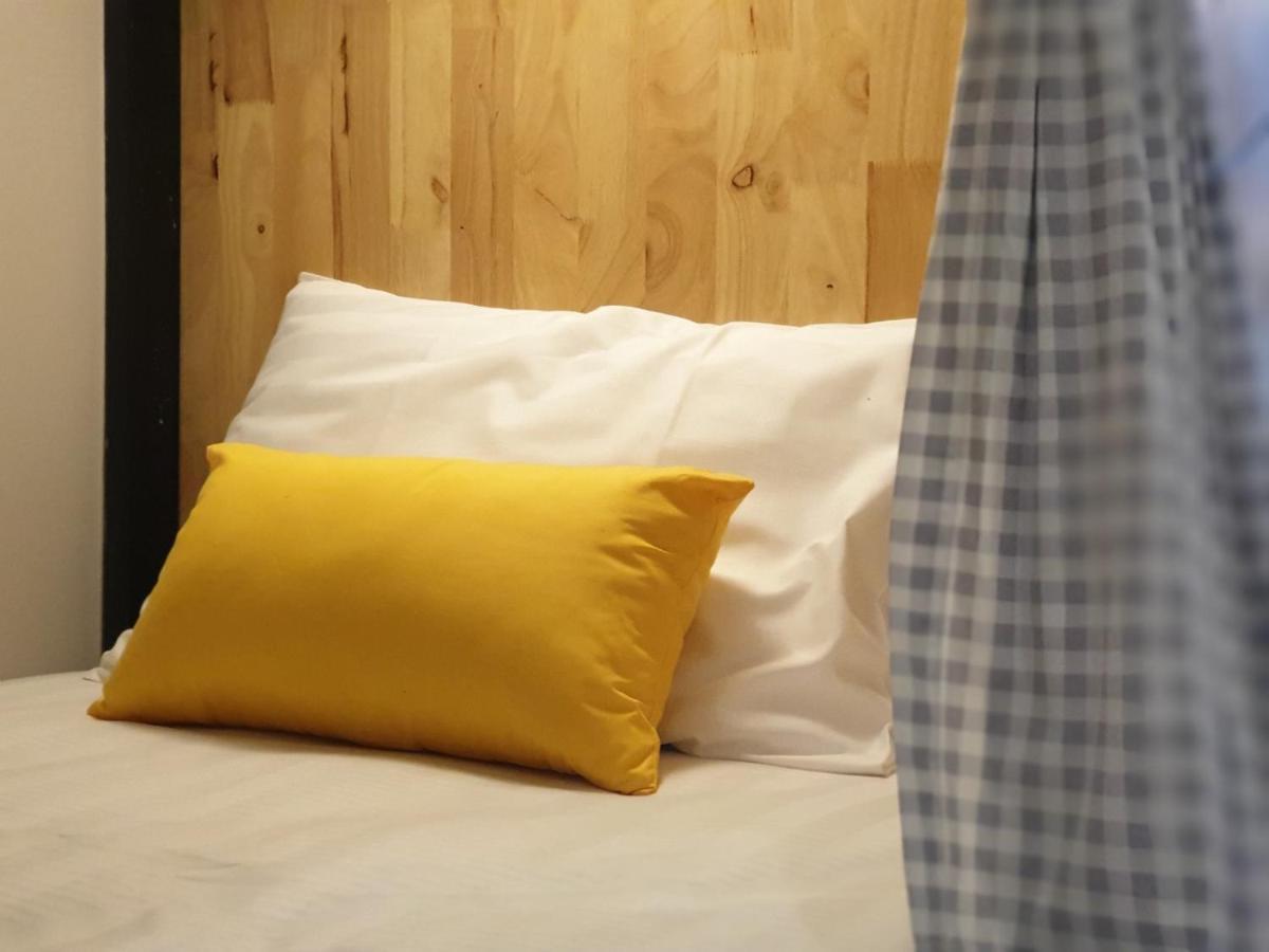 Bed 8-Bed Dormitory Room
