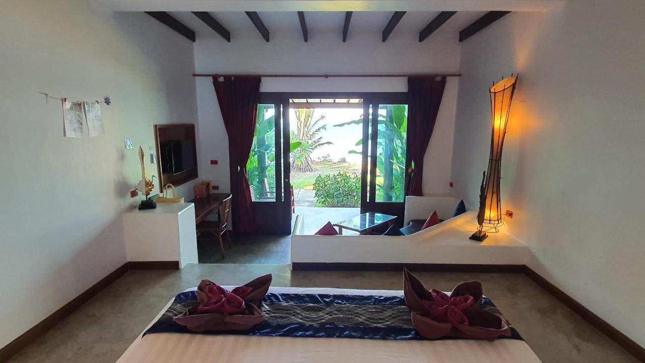 Beach Front Suite