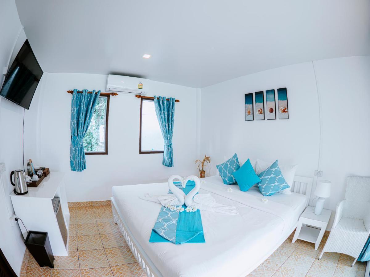 Deluxe Beach Front Bungalow