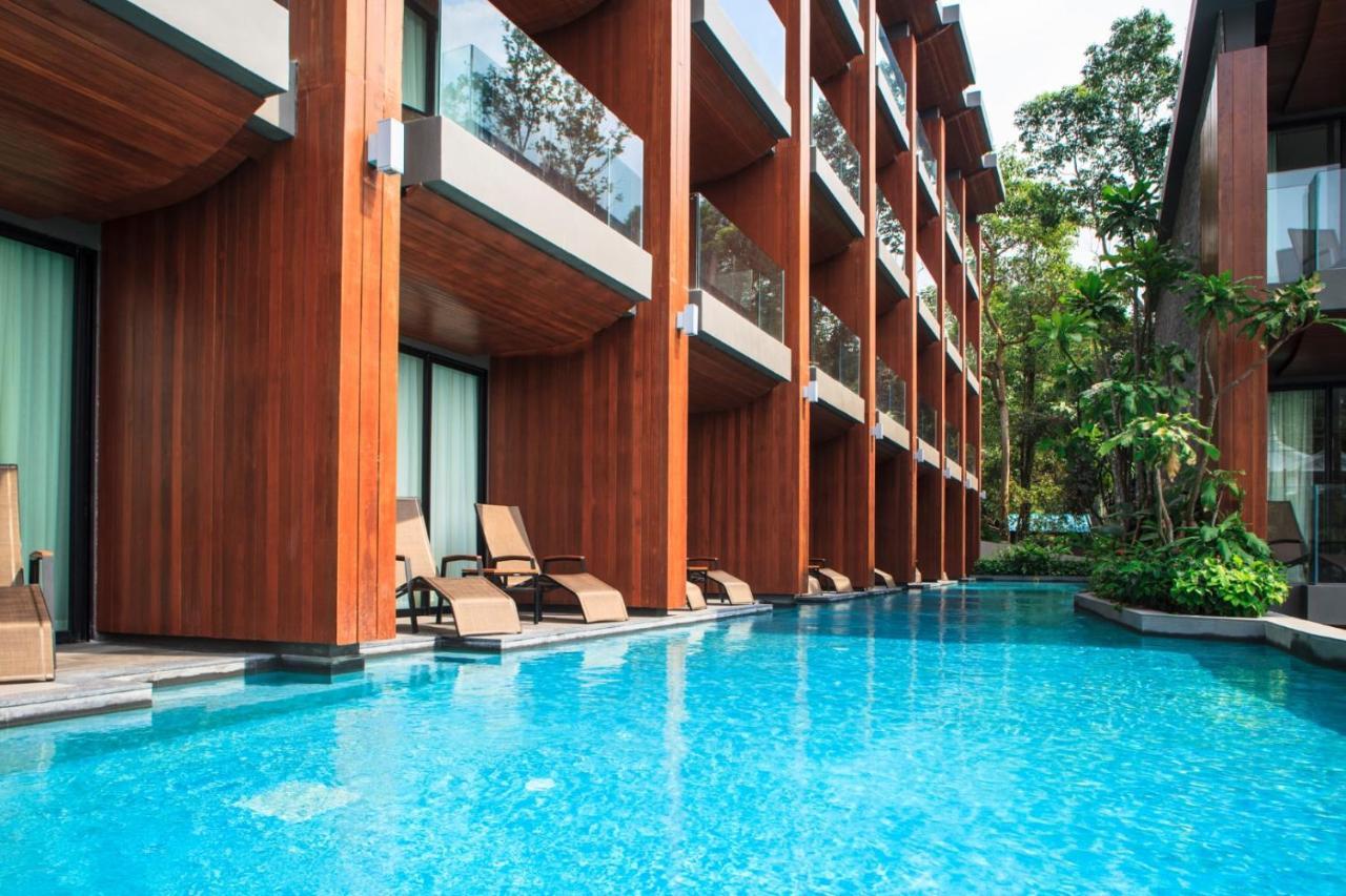 Pool Access Deluxe-Hillside