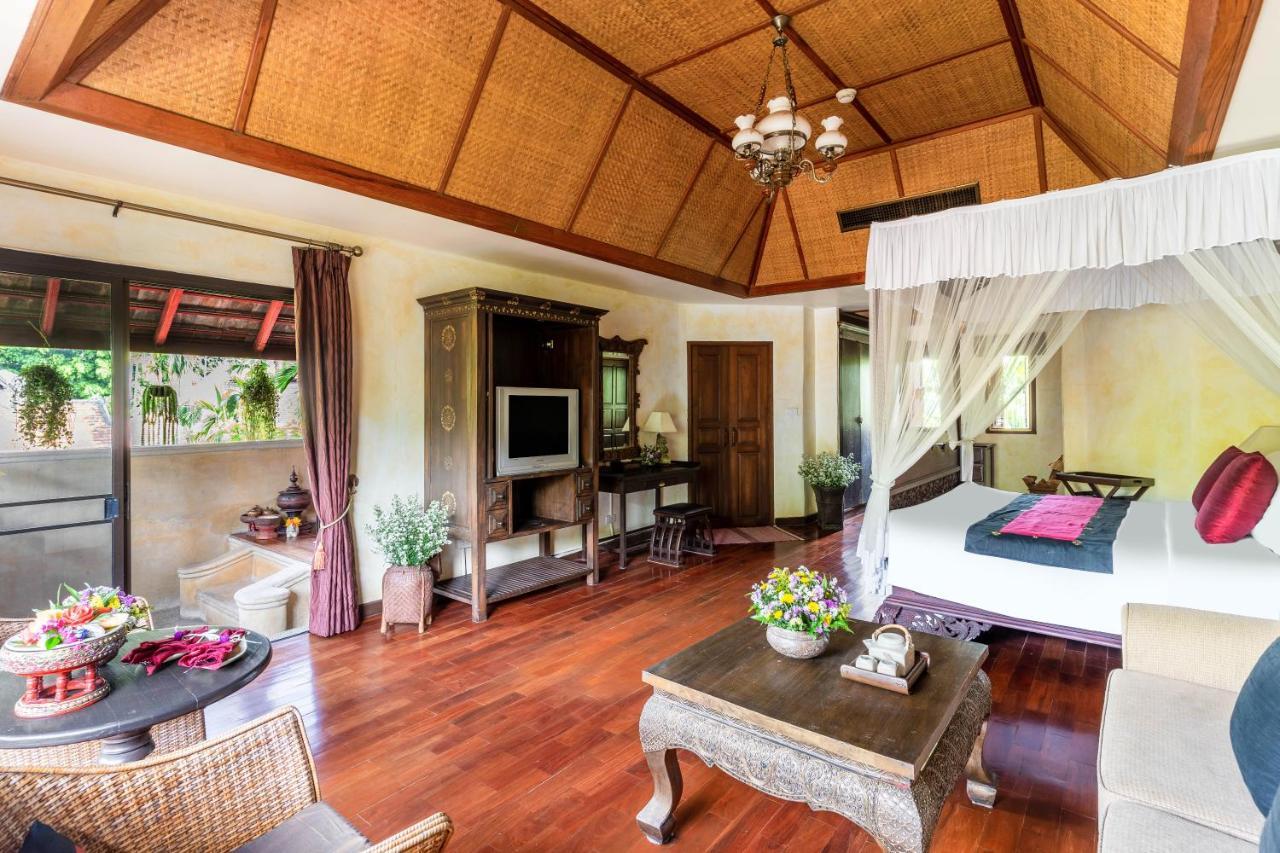 Junior Suite with Private Balcony