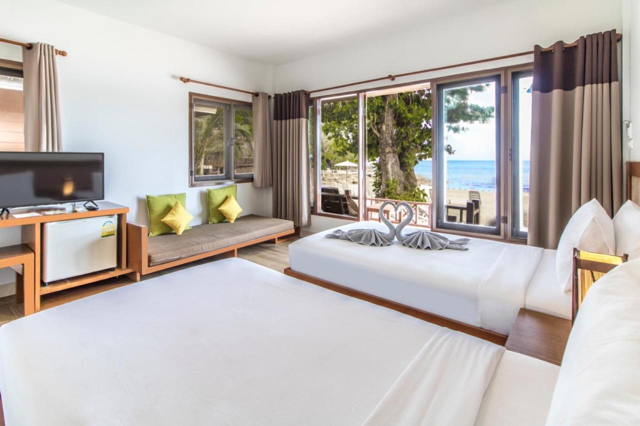 Beach Front Room