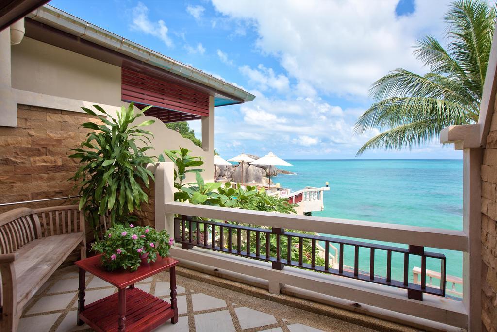 Doppelzimmer mit Balkon am Strand