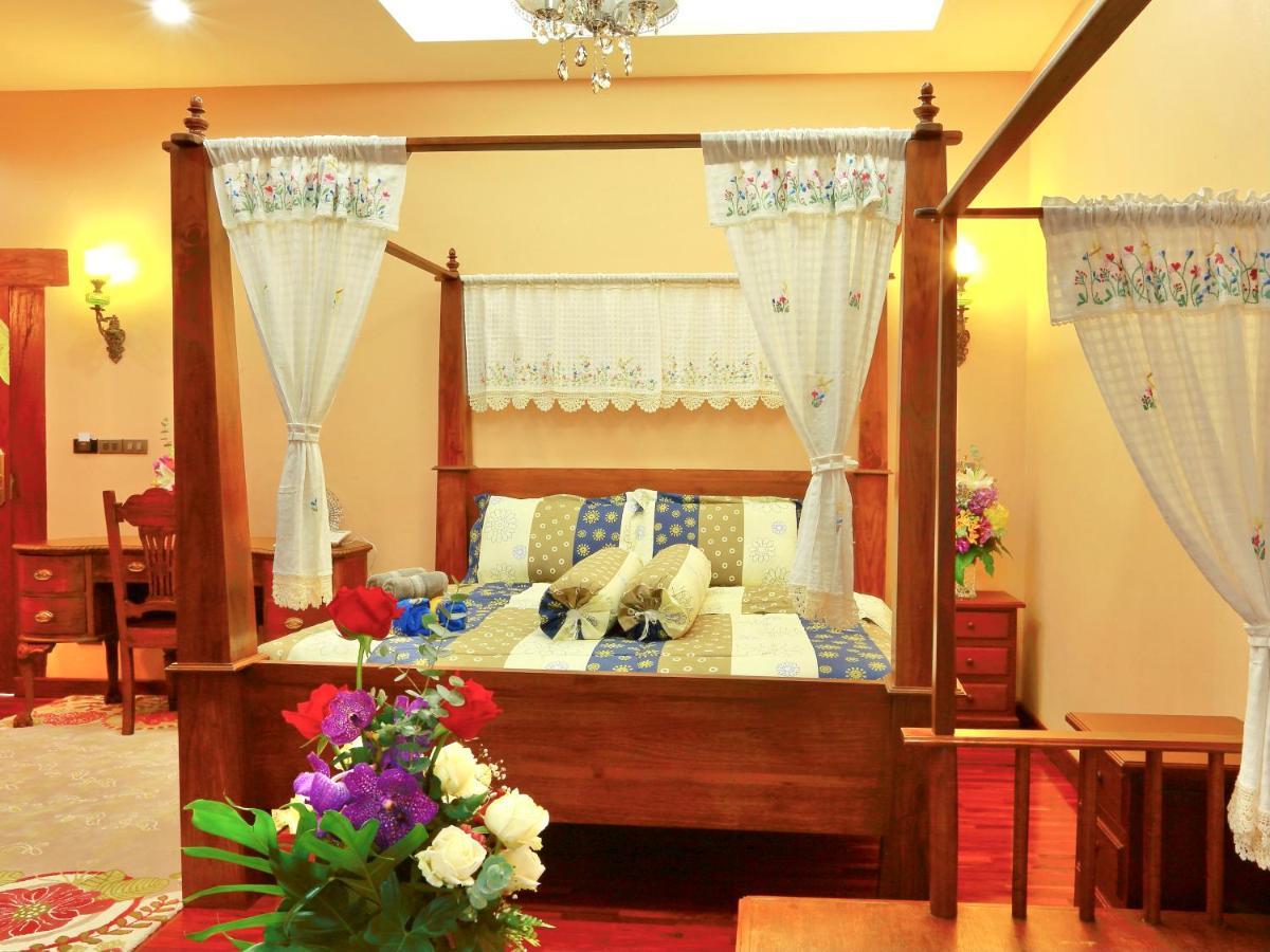 Premium King Room
