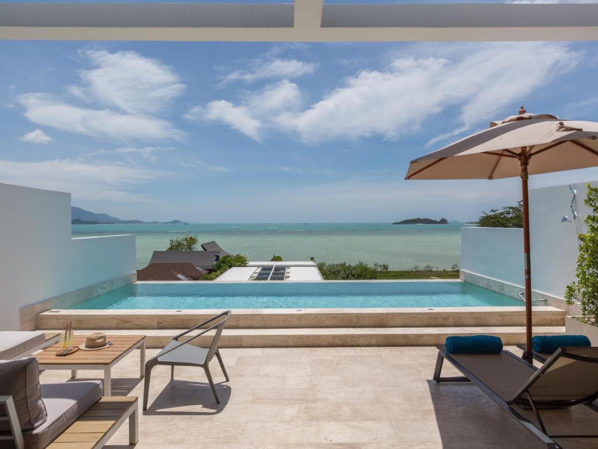 Two-Bedroom Pool Suite Seaview & Cinema