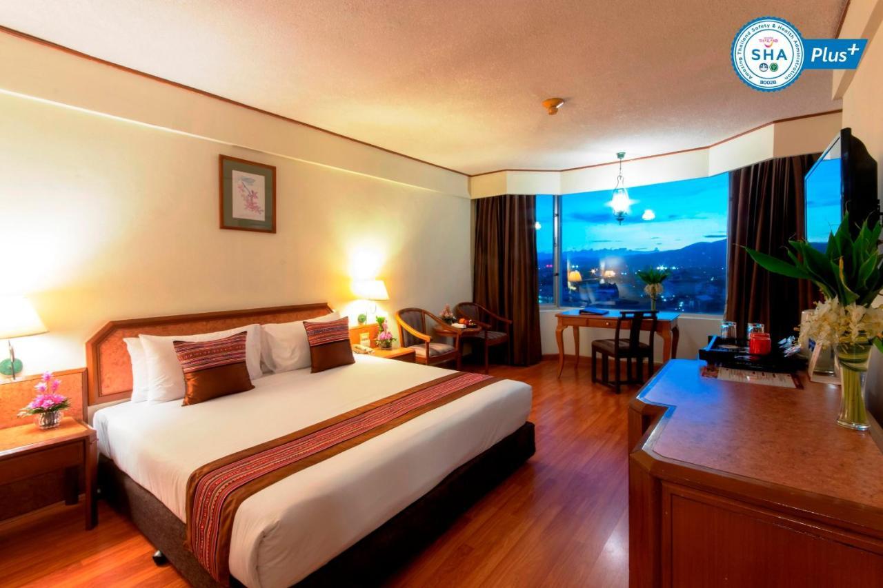 Deluxe Double or Twin Room