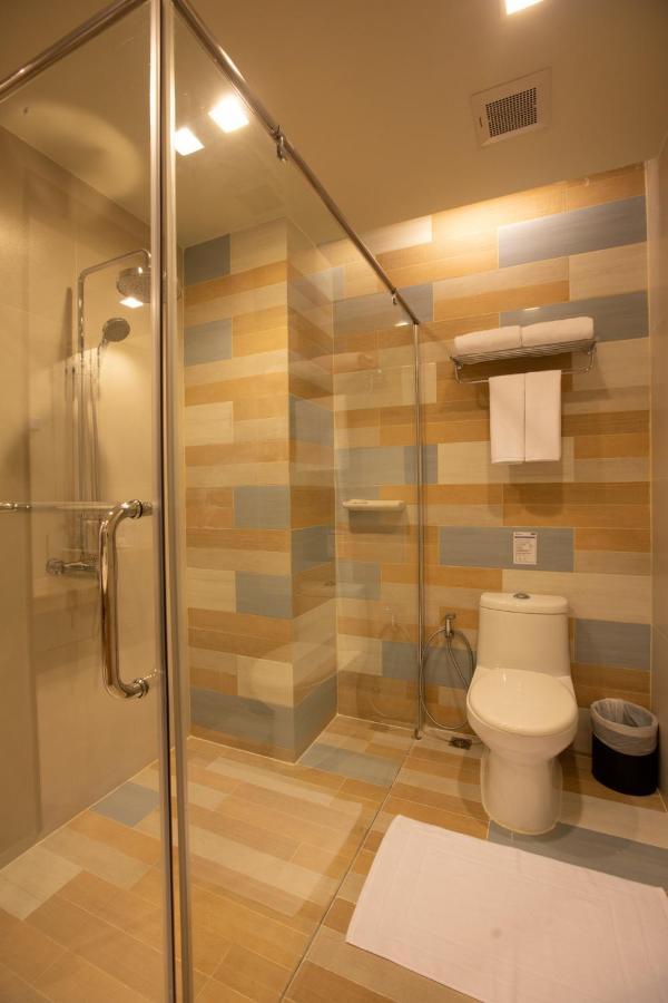 Family Pool Access Room