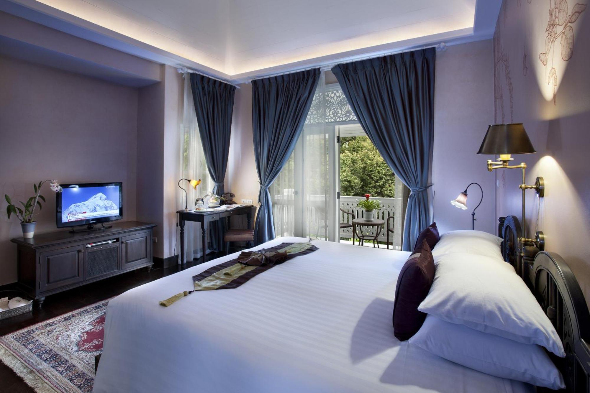 Grand Deluxe Double Room