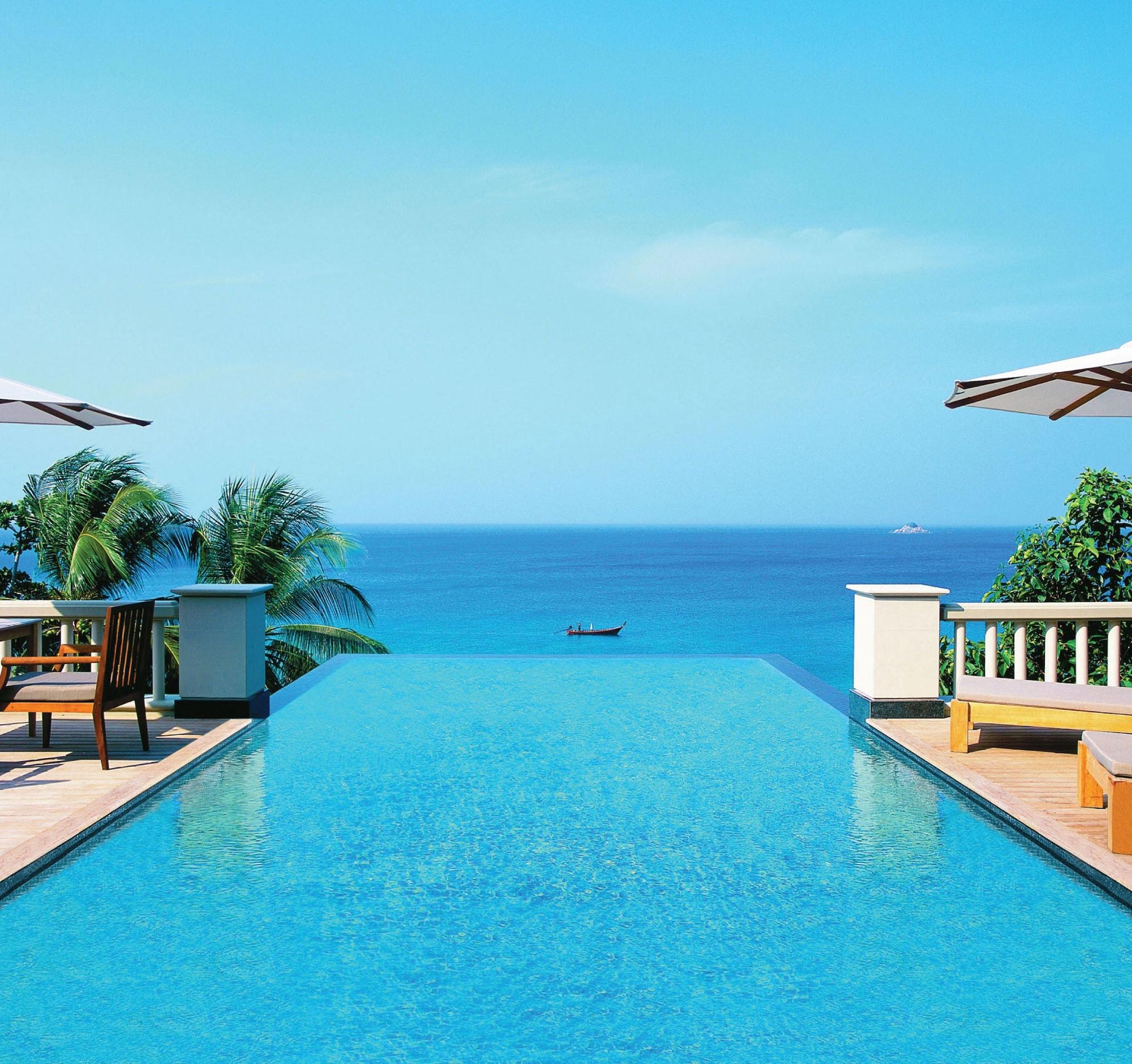 Villa con Piscina e Vista Oceano