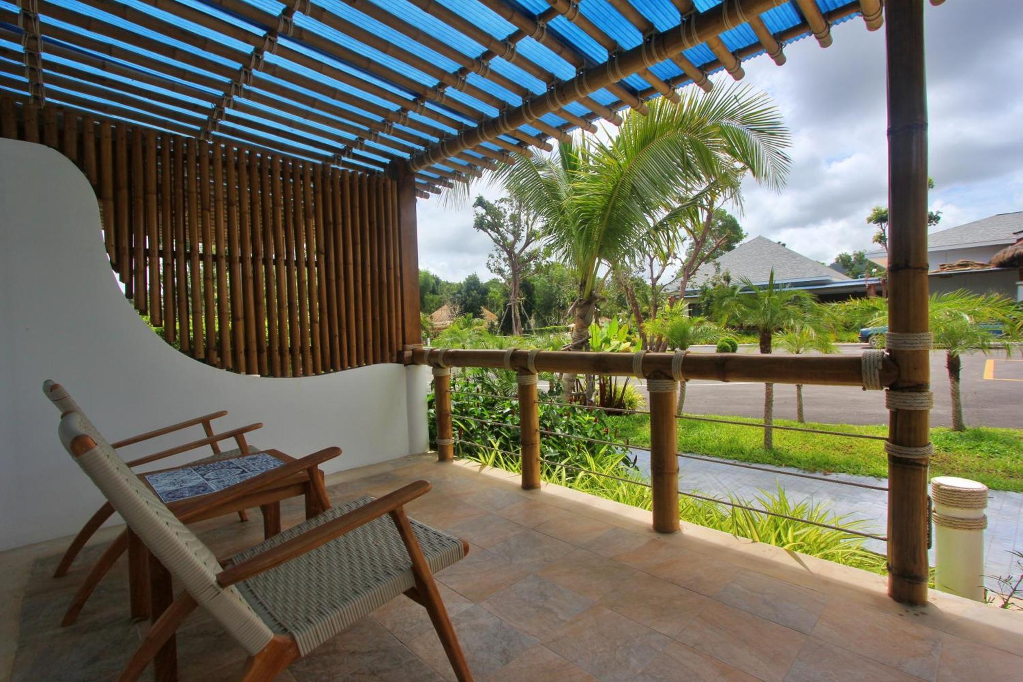 Deluxe Villa Restricted View