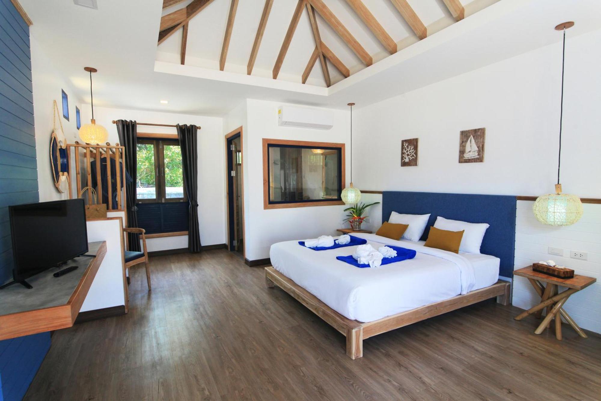 Deluxe Villa Restricted View