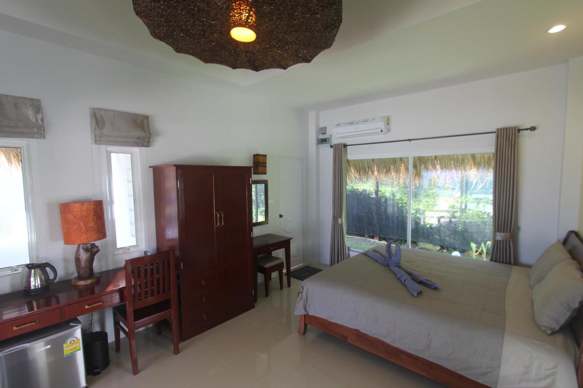 Deluxe Bungalow