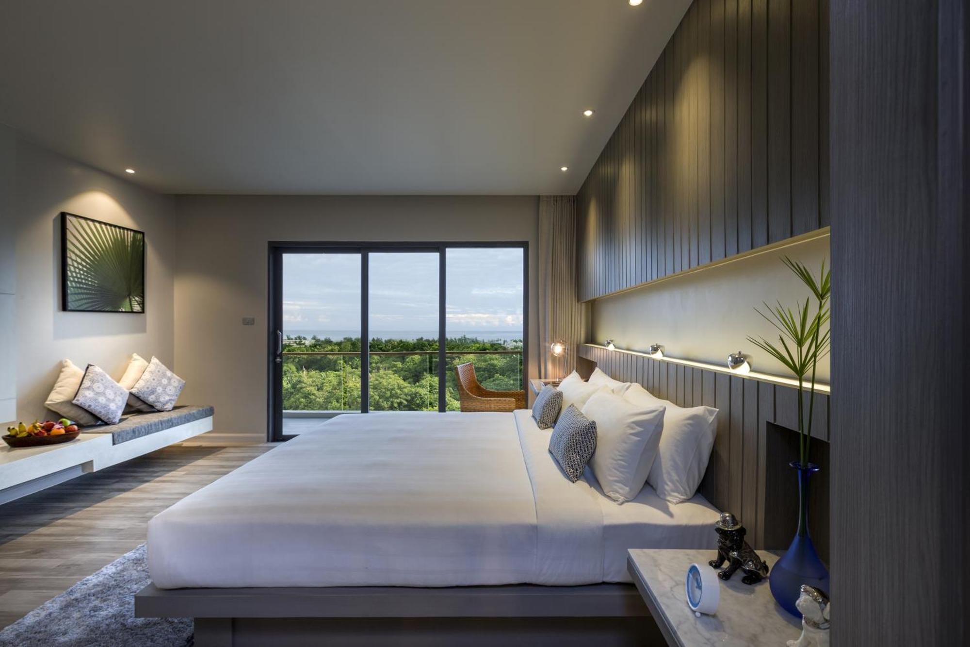 Double or Twin Room Sea View