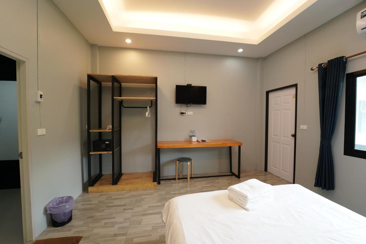 Double Room Mountain View