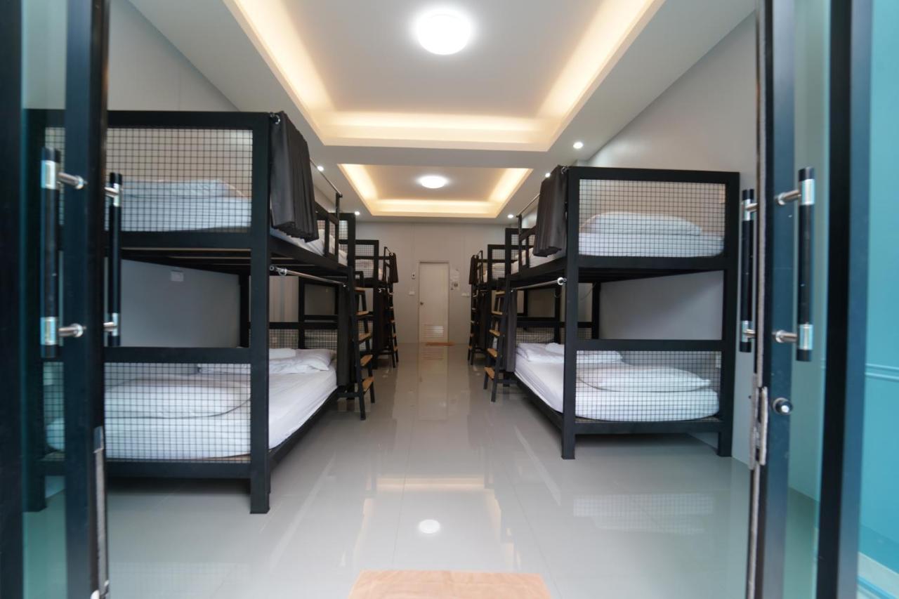 Bed 8-Bed Mixed Dormitory Room