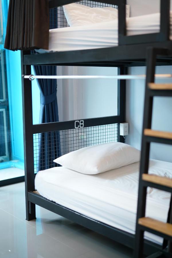 Bed 8-Bed Mixed Dormitory Room