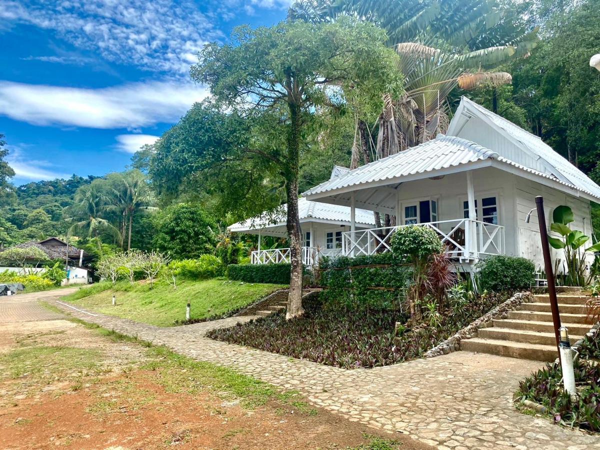 Family bungalow Sea View
