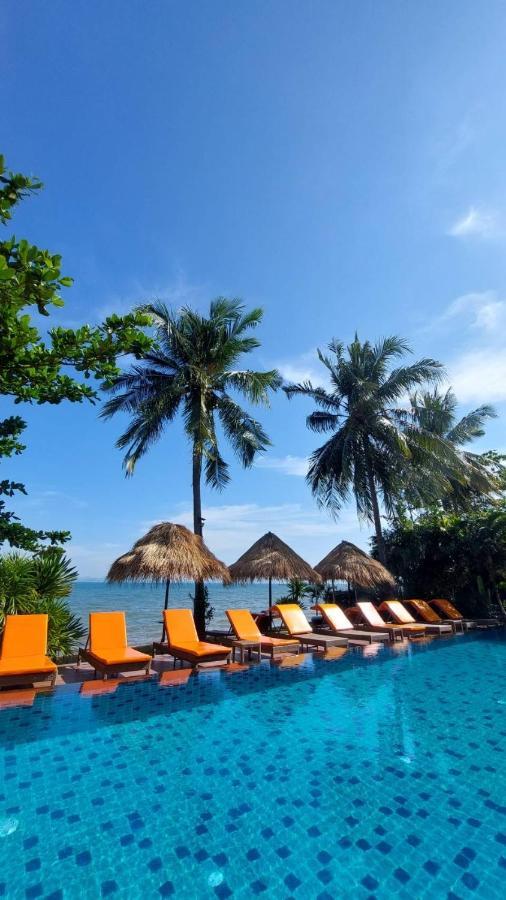 Villa Beach Front