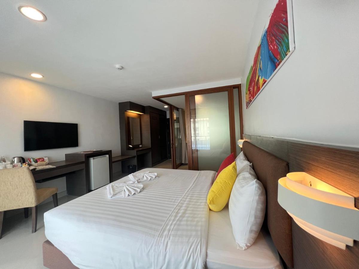 Premier Deluxe Room