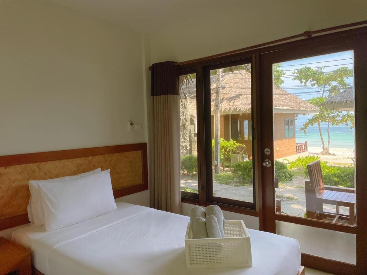 Room Sea View