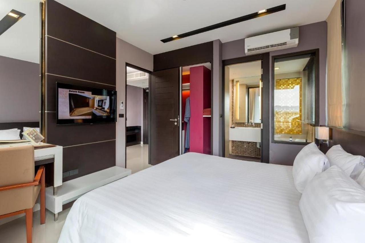 Suite The Charm