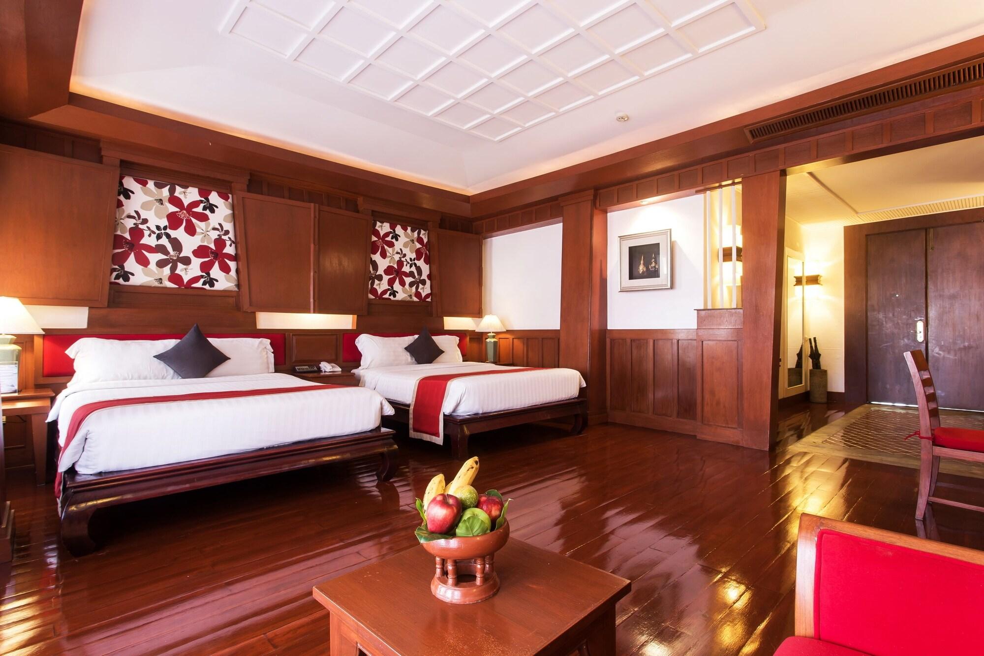 Deluxe Double or Twin Room