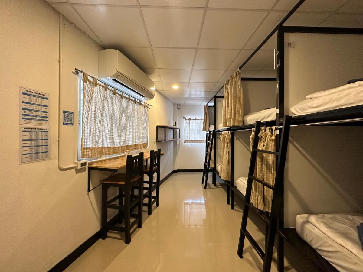 Bed 10-Bed Mixed Dormitory Room