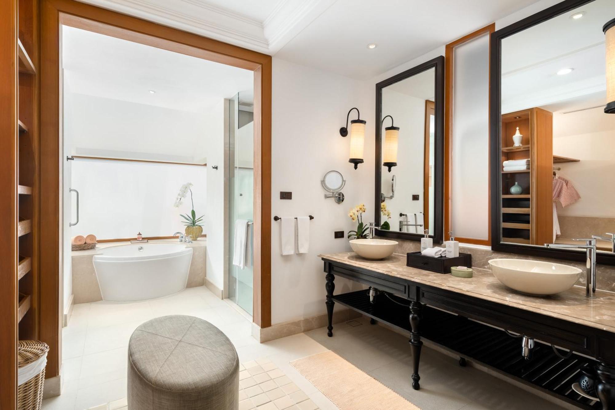 Exclusive Beachfront Garden Villa with Plunge Pool