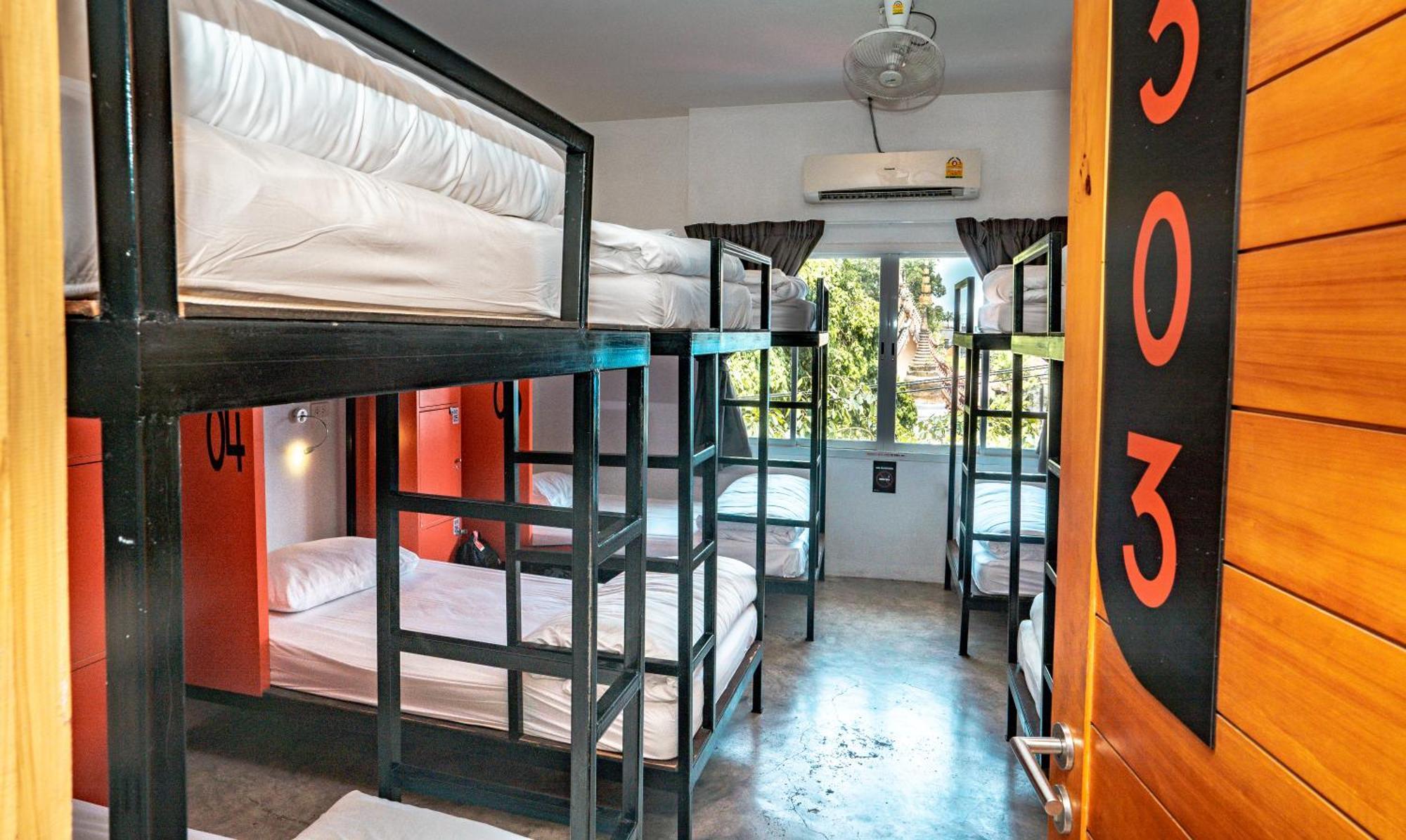 Bed Standard 12-Bed Dorm