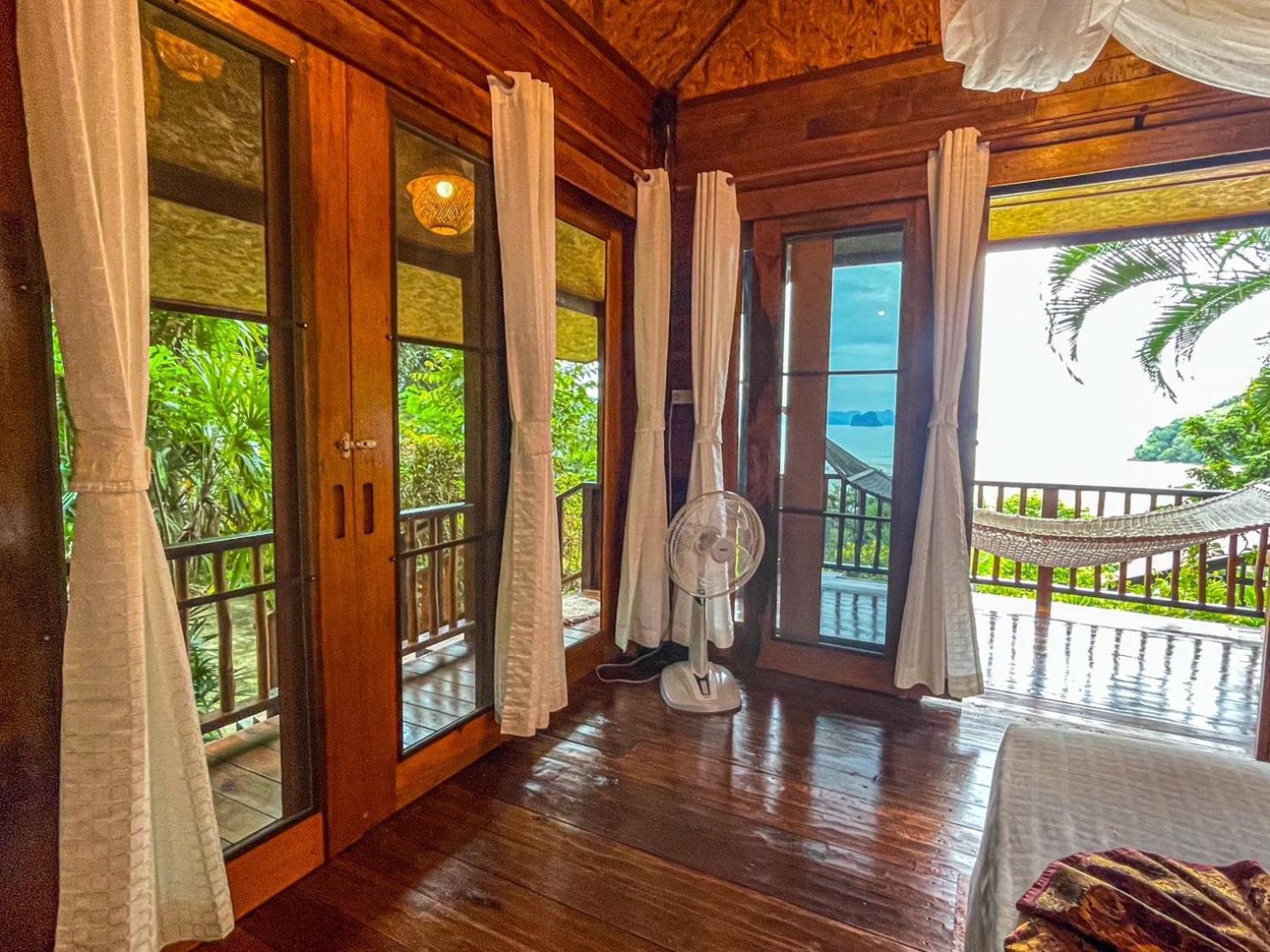 Double Room Balcony Sea View