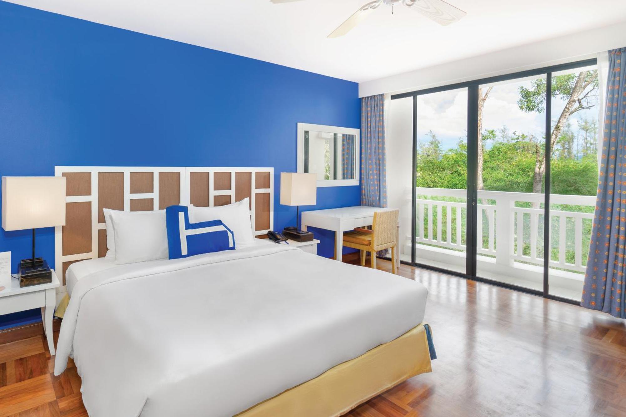 Premier Golf View Suite King
