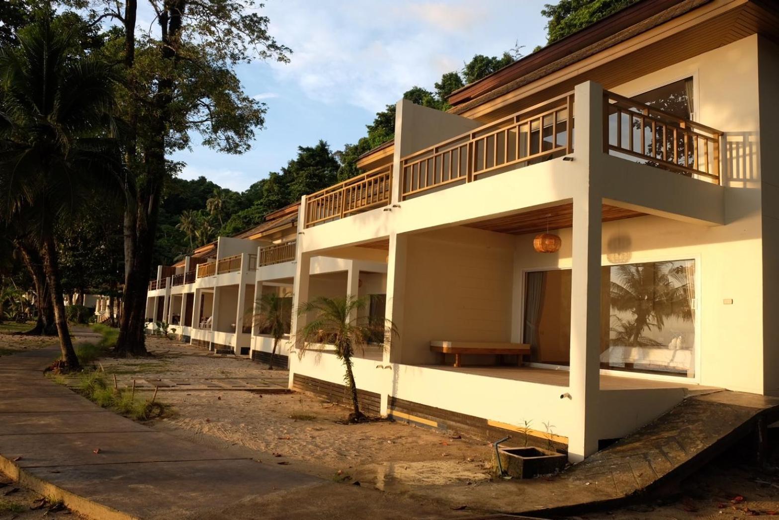 Premium Beachfront Second Floor
