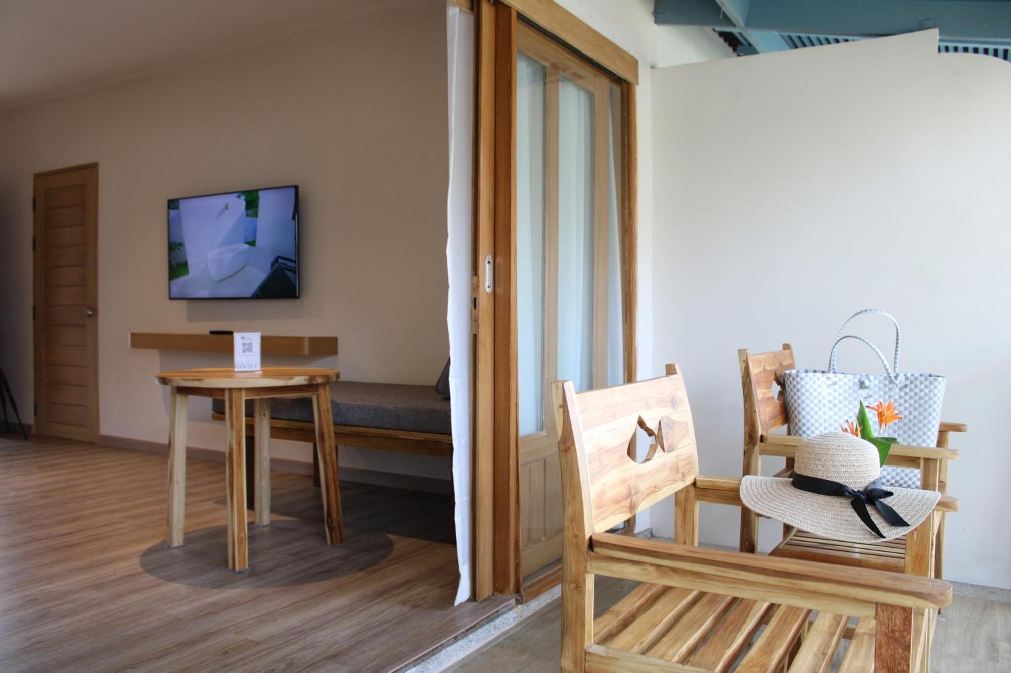 Superior Double or Twin Room One-Way Airport Transfer