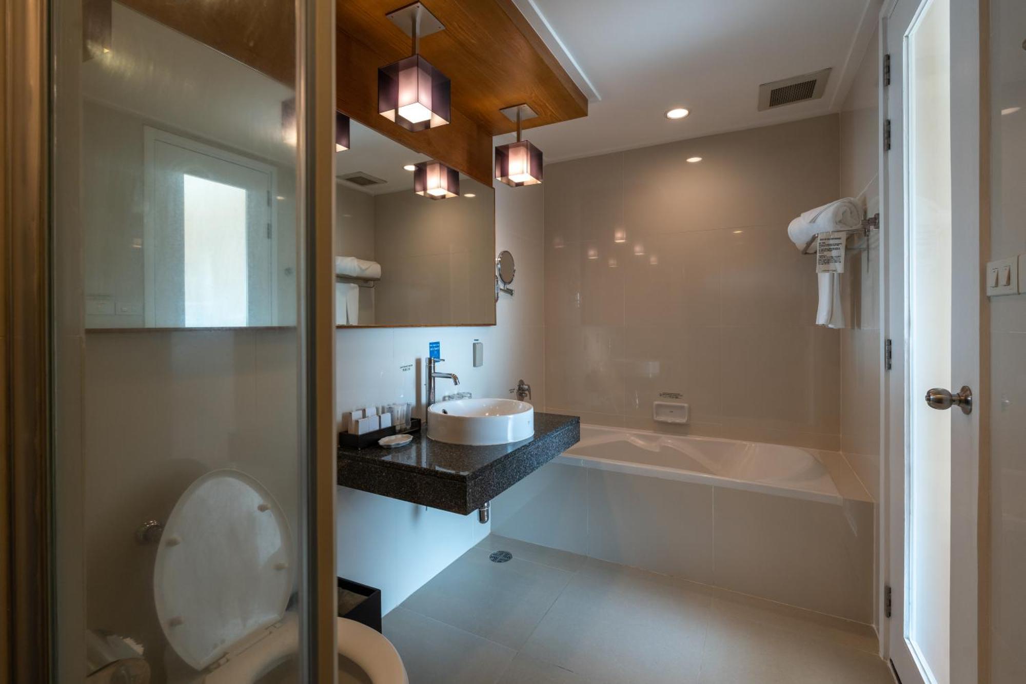 One-Bedroom Suite