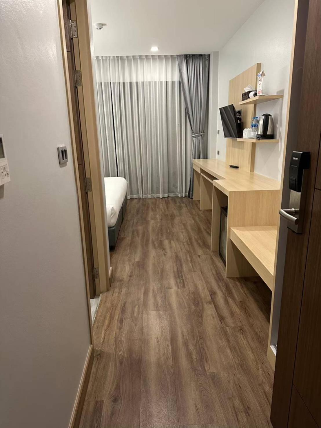 Cozy Double or Twin Room Balcony