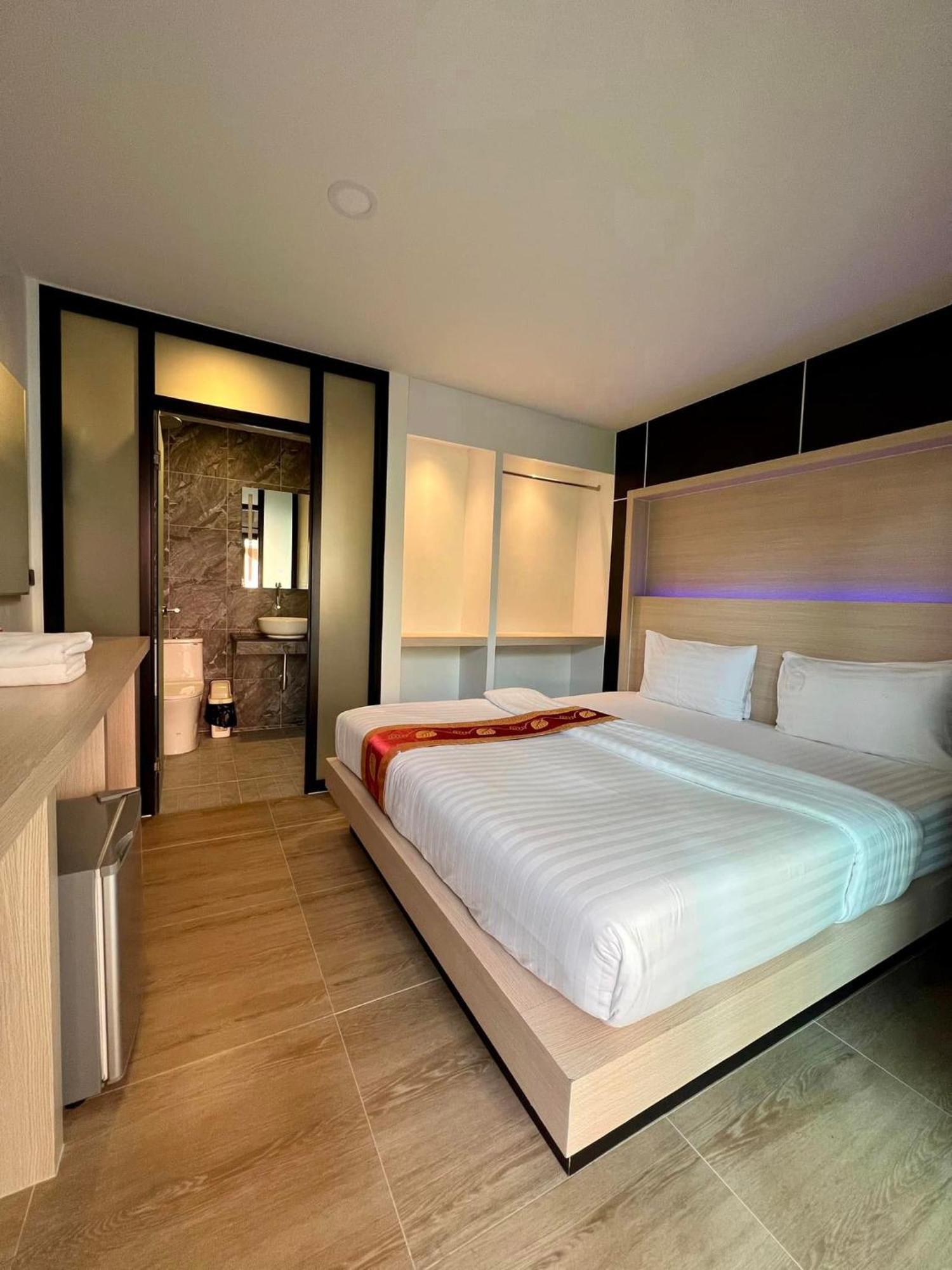 Double Room Garden View
