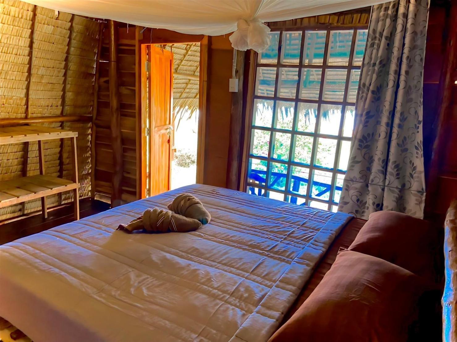 Standard Bungalow Partial Sea View
