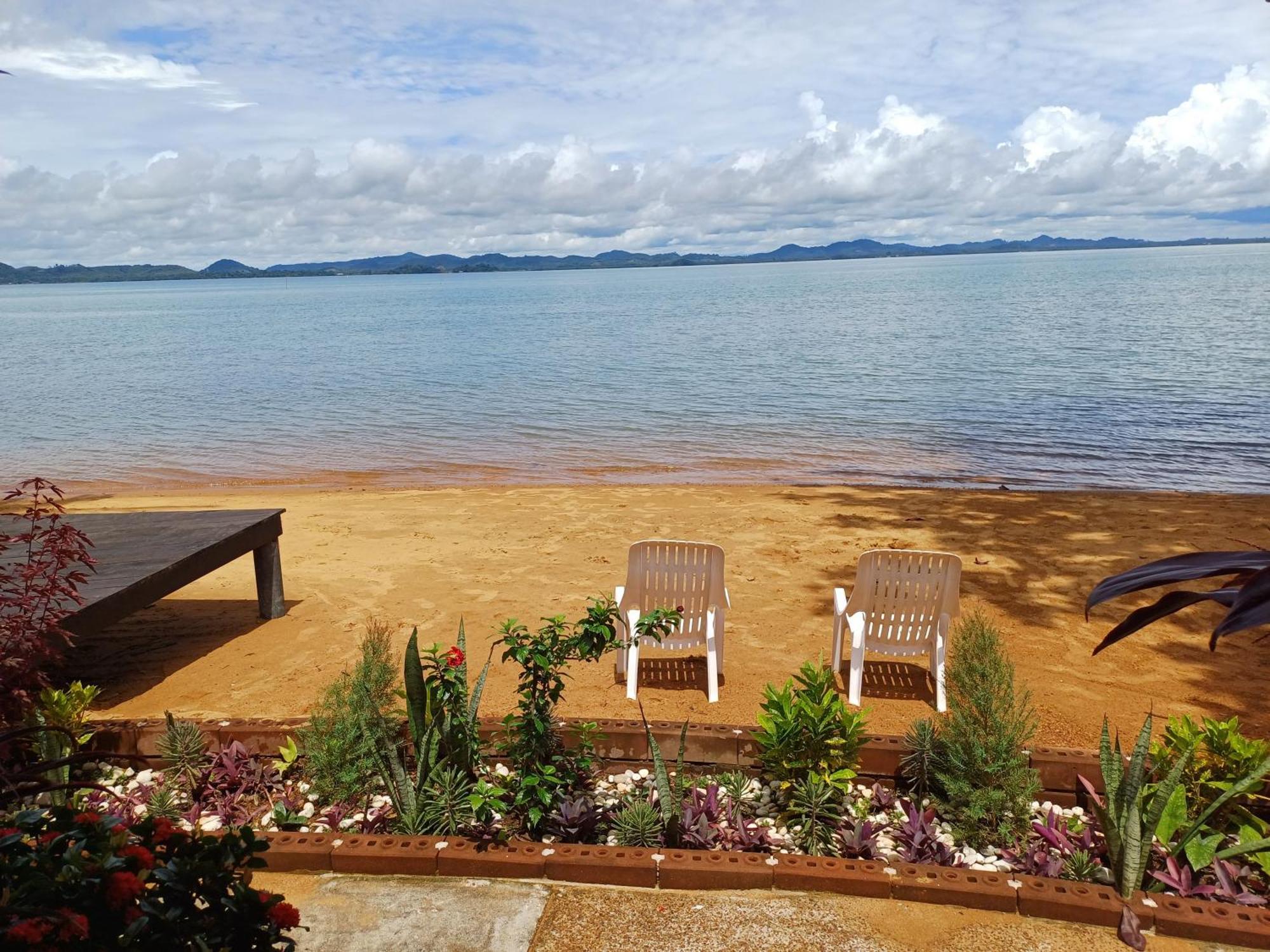Deluxe Bungalow Balcony Sea View