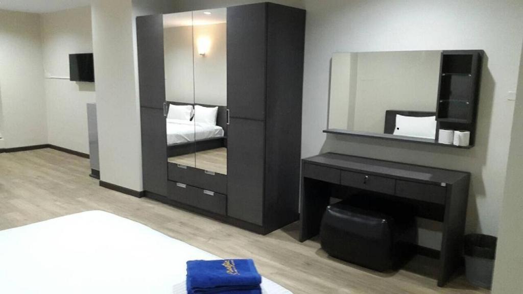 Deluxe Family Suite