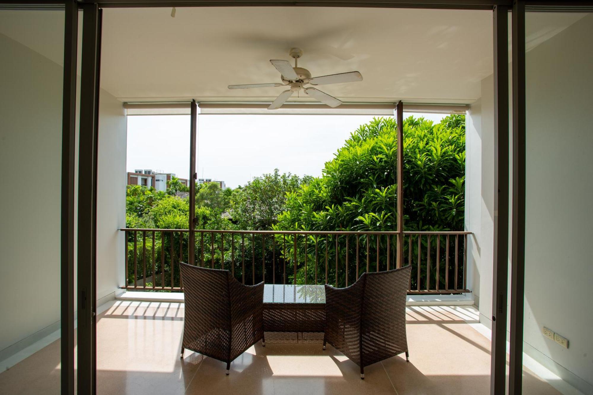 Deluxe Double or Twin Room Garden View