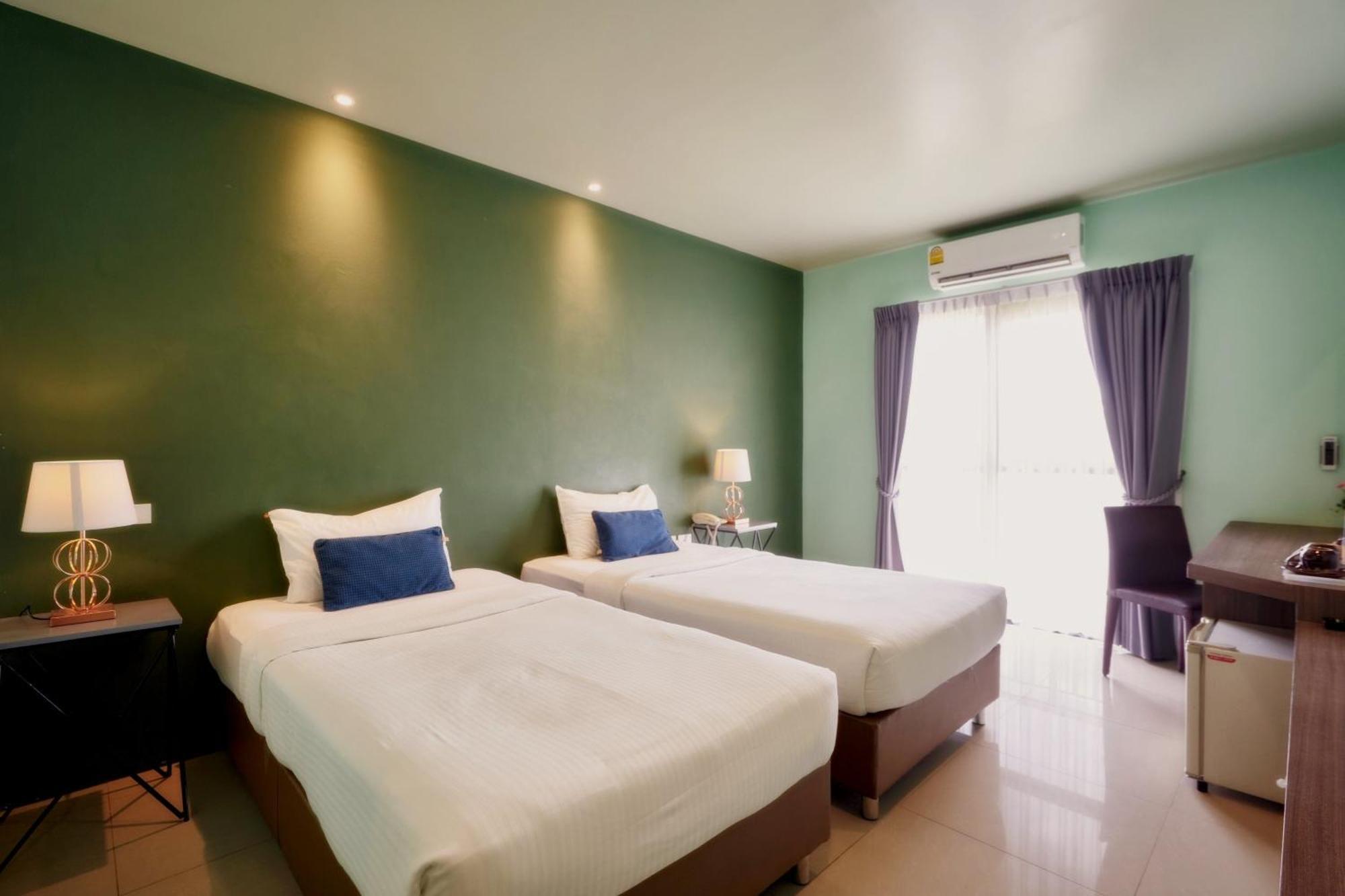 Superior Twin Room