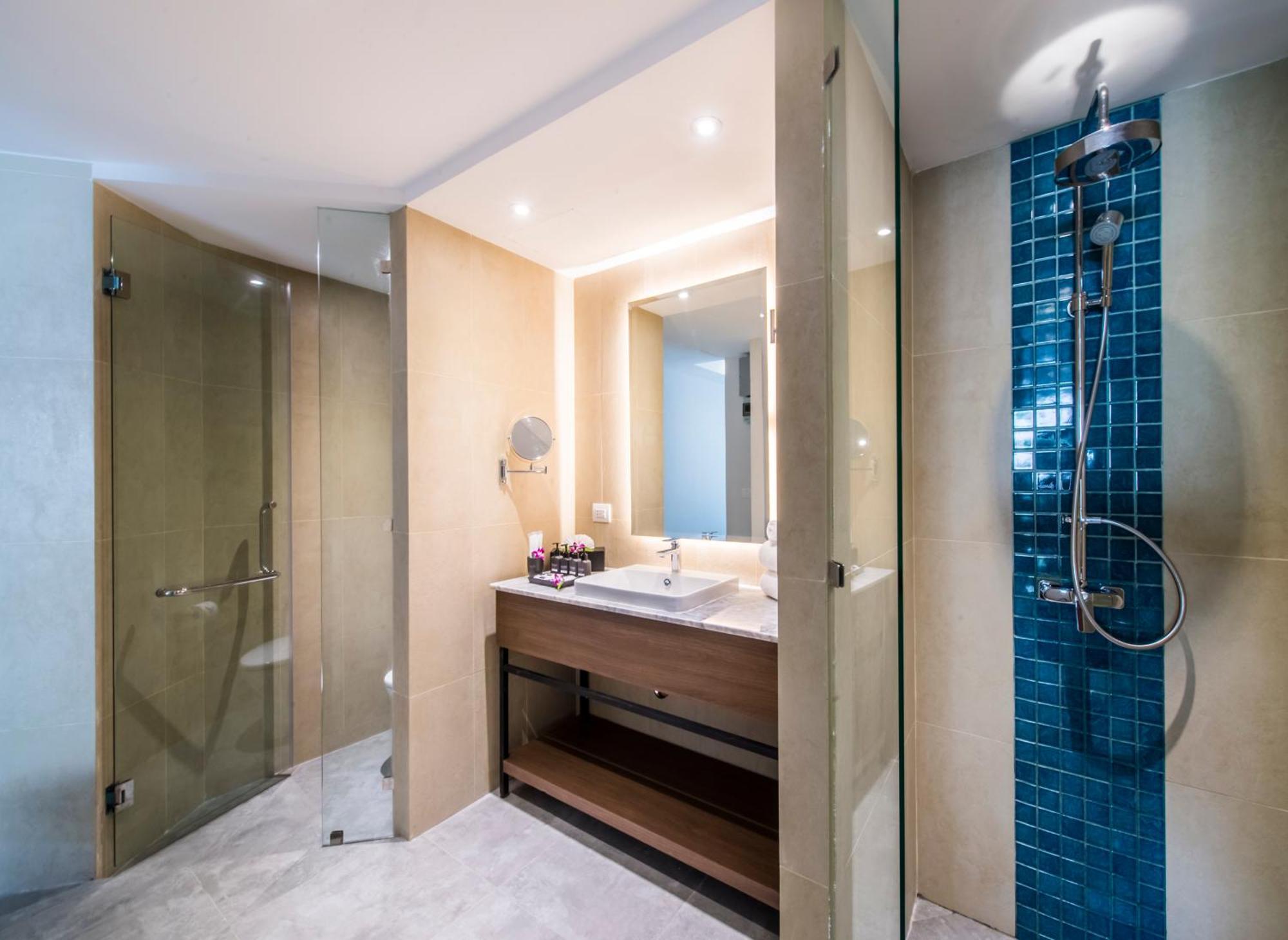 Deluxe Double or Twin Room Balcony,1437700213:JPEG