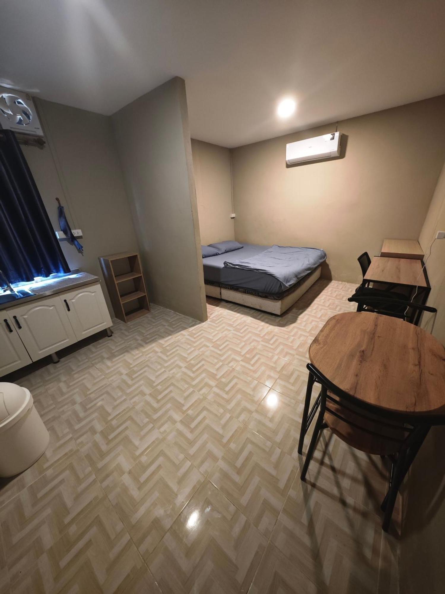 Double Room Private Bathroom