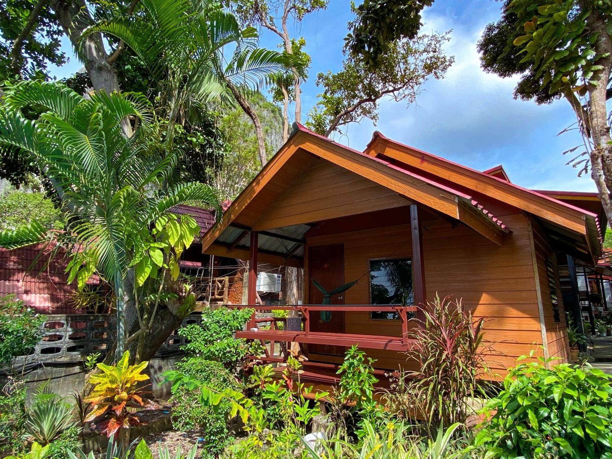 Standard Bungalow