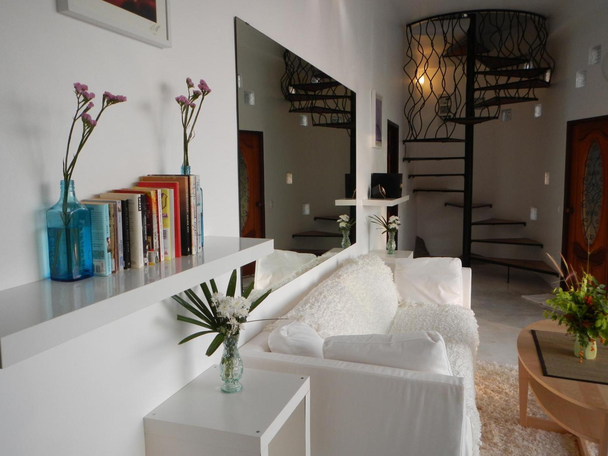 Five-Bedroom Villa Private Pool