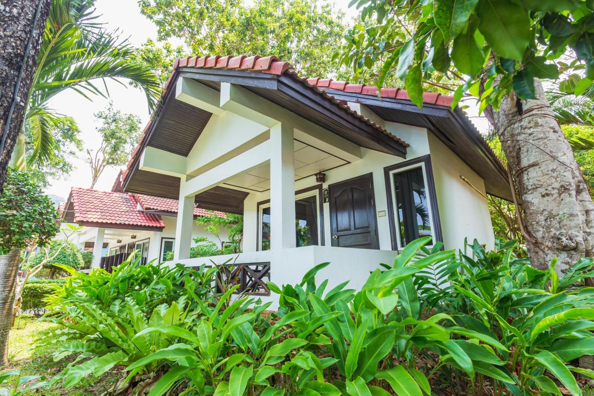 Superior Cottage