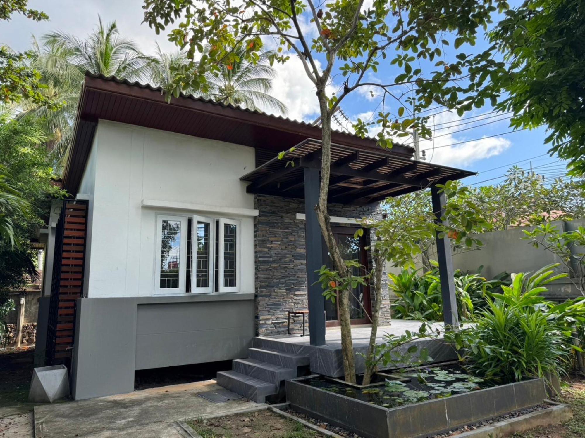 Superior Suite Villa near Road