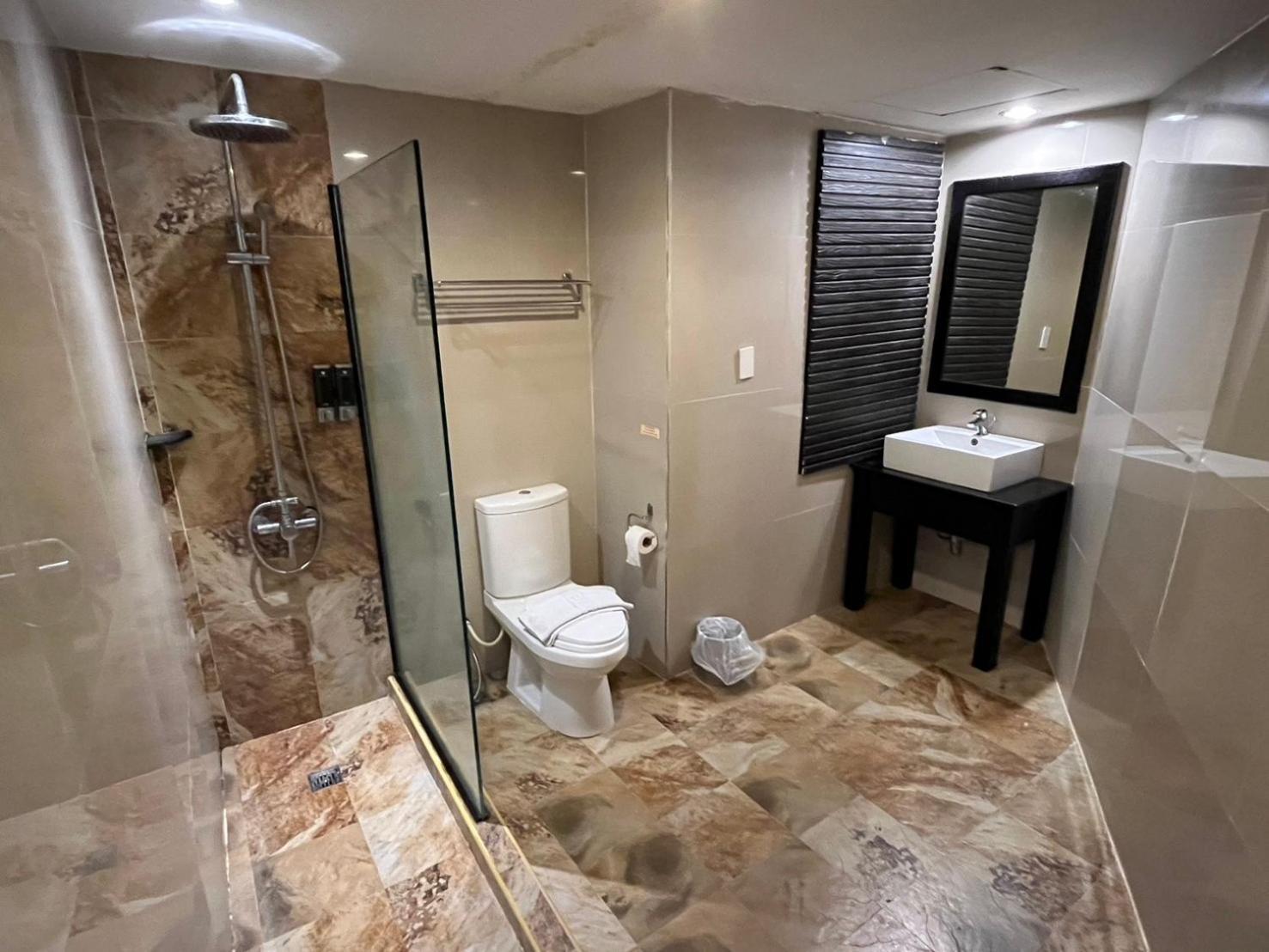Deluxe Family Suite