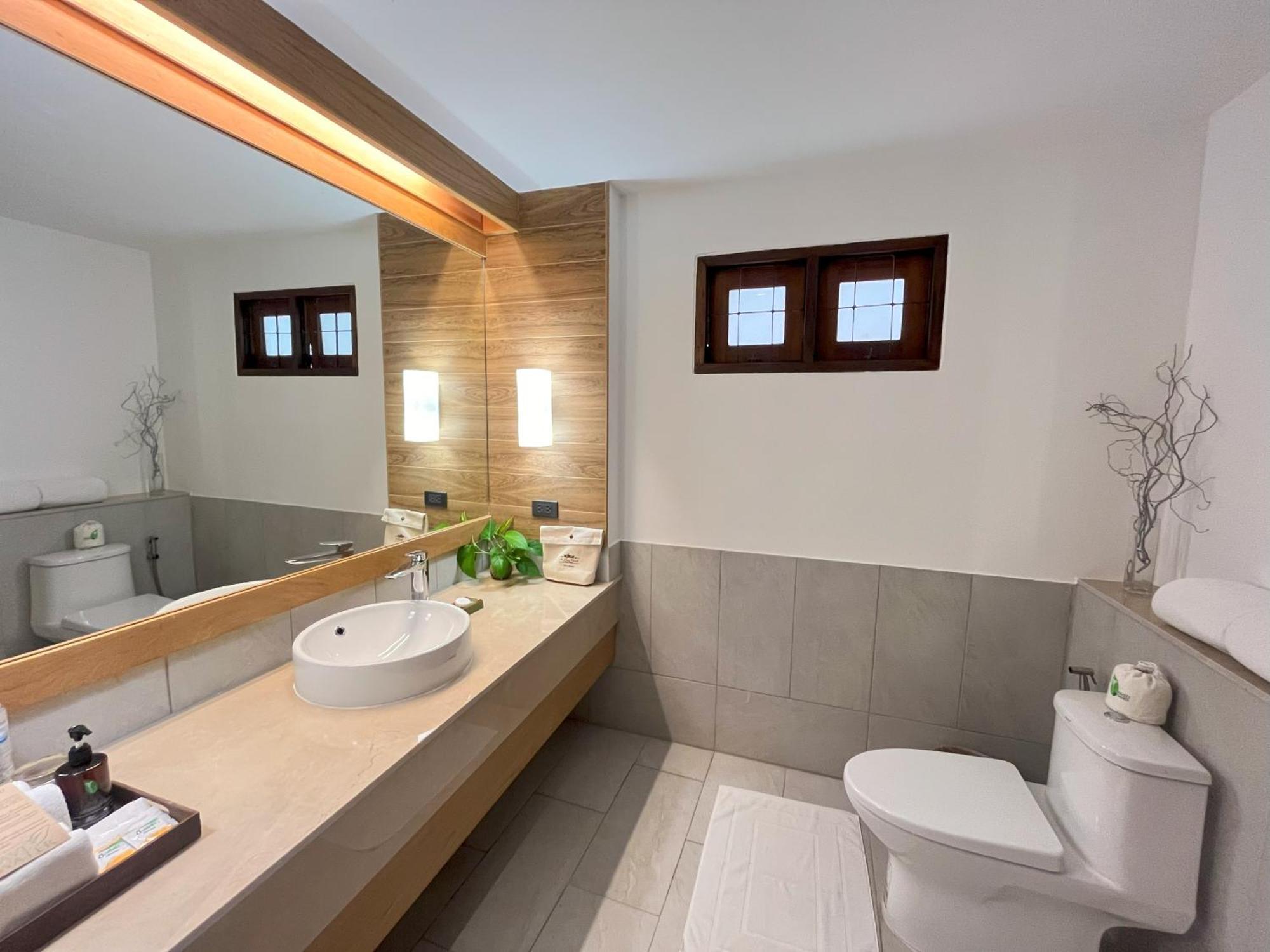 Premier Bayview Hillside